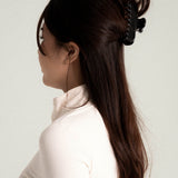 Gloss'd Hair Claw in Obsidian Black